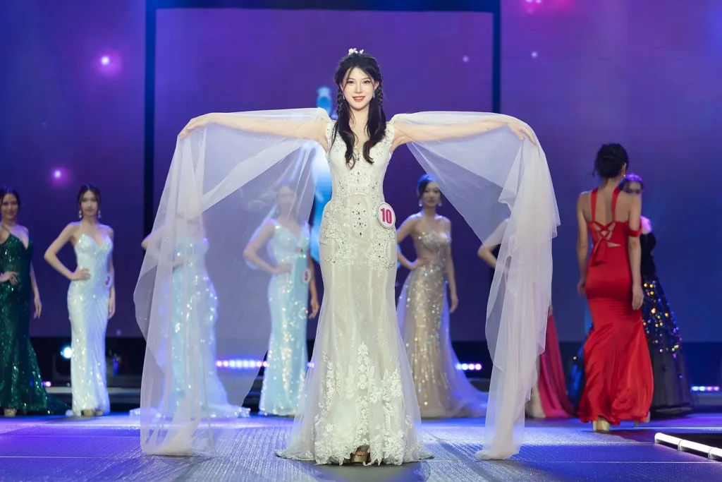 Elegance and Innovation Shine at the 21st Miss Chinese America 2024 Finale